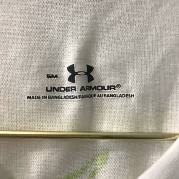 Under Armour workout top - Picture 2 of 3